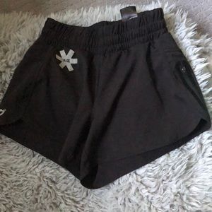Osaka athletic shorts